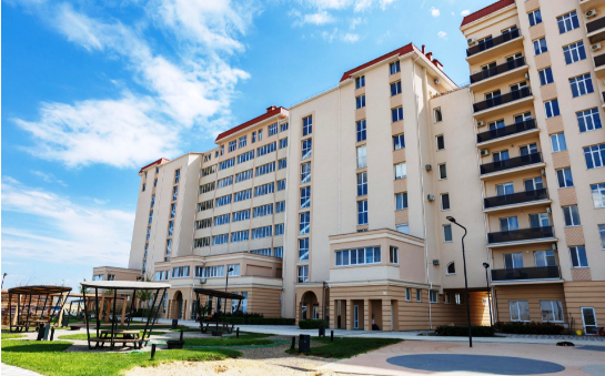 БЕЗ КОМИССИИ ДЛЯ ПОКУПАТЕЛЯ!
Открыта продажа готовых апартаментов в Евпатории, купить которые можно уже сейчас в доме с комфортным благоустройством. 
Панорамный вид на море из окон апартаментов, шум прибоя, мягкий климат и масса развлечений обеспечат роскошный отдых на крымском побережье. Апартамент